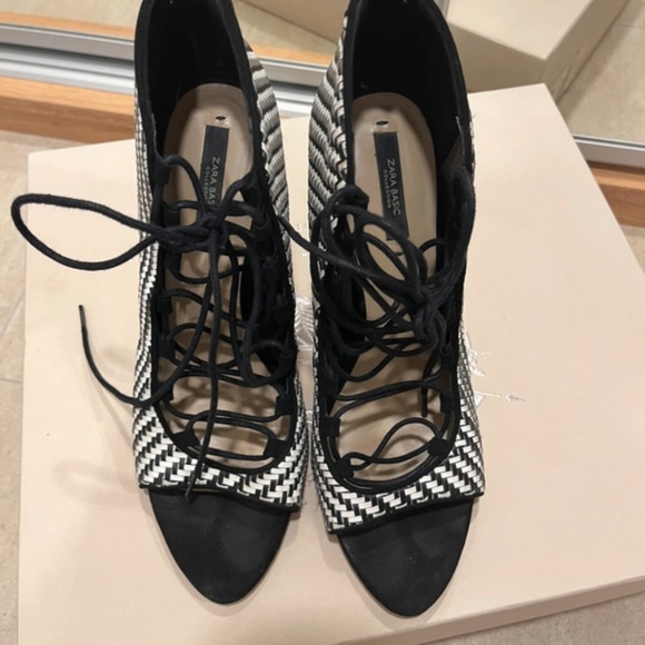 Zara lace up heels - Picture 5 of 5